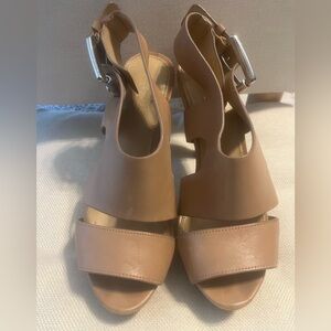 Michael Kors Elegant Tan Women's Platform Sandals